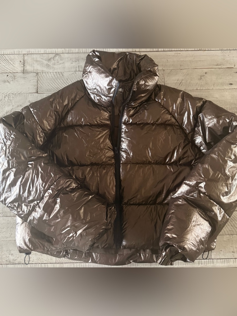 Forever 21 Women’s Shiny Chocolate Brown Puffer Jacket Size Small